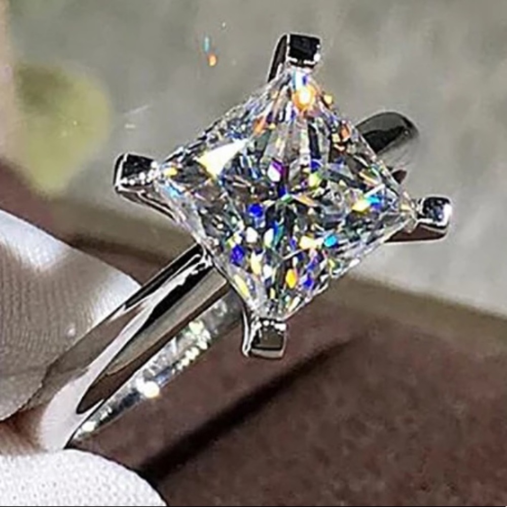 New s925 silver square cut diamond Women’s Ring